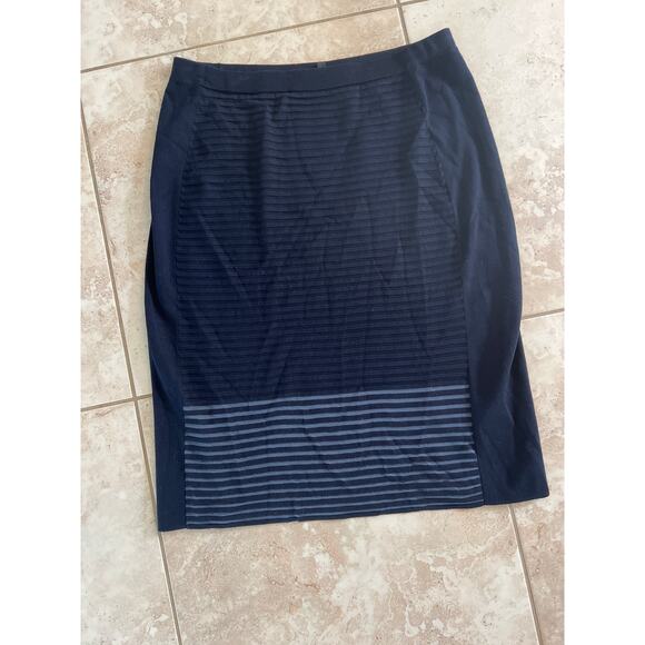 Lafayette 148 size large navy blue knit skirt sweater skirt - Picture 1 of 3